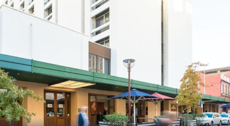 Seasons Of Perth Hotell Exteriör bild